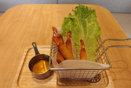 クンサバーイ（エビ春巻）